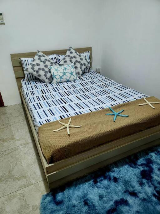 Kot Nu - Beach Themed Apartment - 3 Mins Walk From The Sea Flic-en-Flacq Exteriör bild